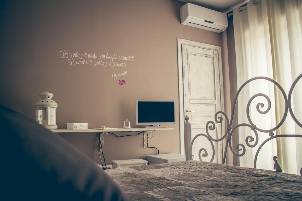 Bed and Breakfast La Peonia Neapel Zimmer foto