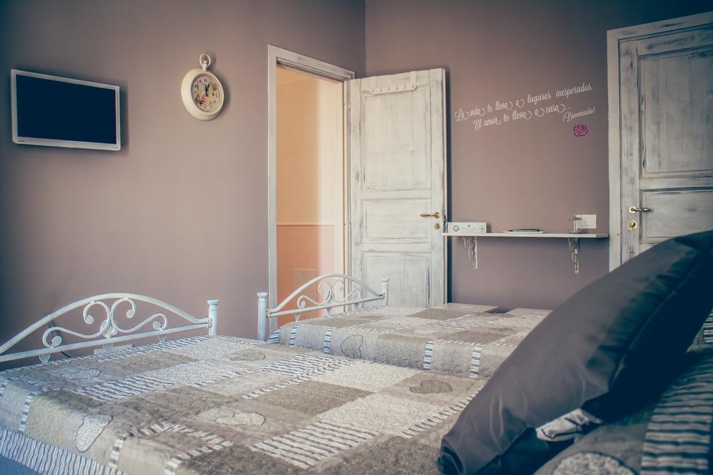 Bed and Breakfast La Peonia Neapel Zimmer foto